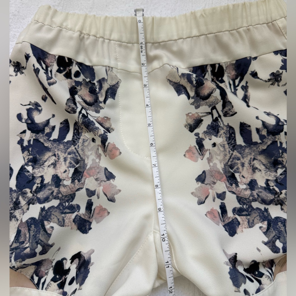 BCBGMAXAZRIA RUNWAY THE
GABRIEL PANTS
Size XXSmall - Picture 14 of 15